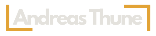 Website logo with the name Andreas Thune.